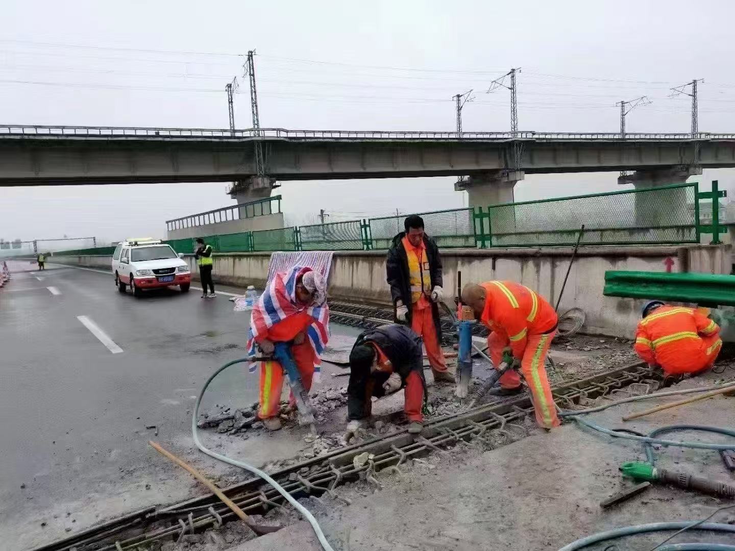 都江堰桥梁伸缩缝抢修料